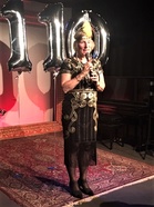 Voimisteluliiton puheenjohtaja Kaisa Vikkula toi liiton tervehdyksen